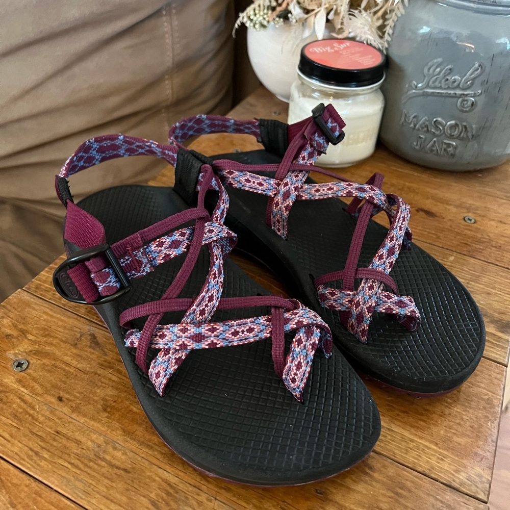 Women’s Chaco Size 8